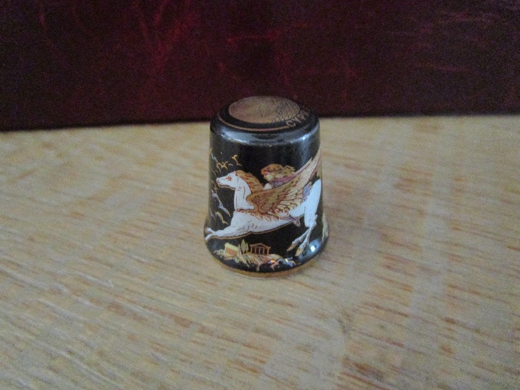22 Vingerhoedjes Griekenland, Enlèvement ou Envoi, Neuf, Porcelaine