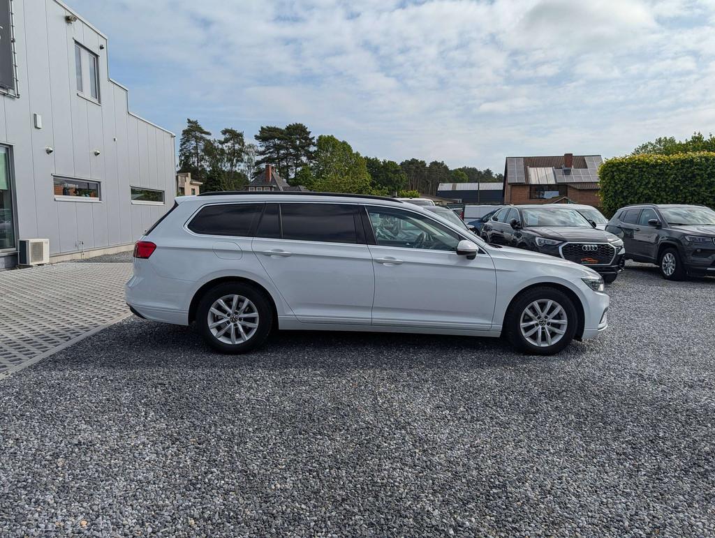 Volkswagen Passat Variant SW 2.0 TDi SCR DSG | TREKHAAK | CA, Gebruikt, 4 cilinders, Wit, Bedrijf