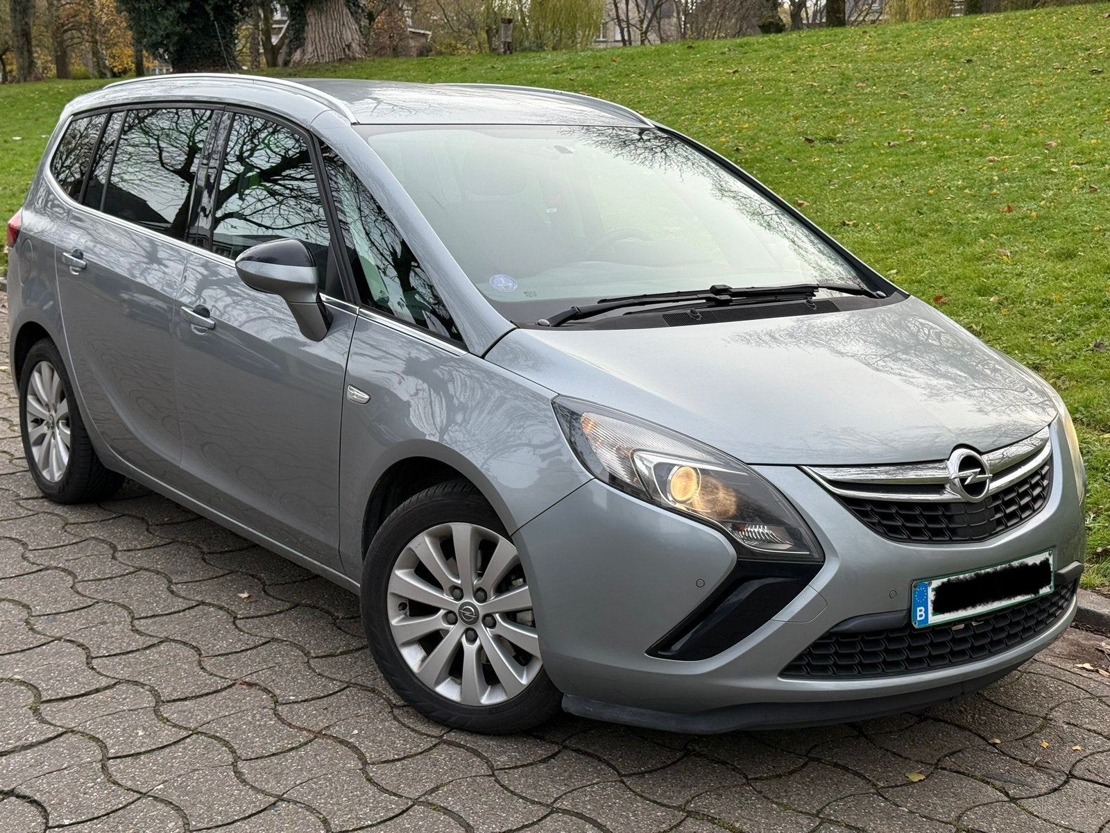 Opel Zafira Tourer 1.4i Essence Euro5 8/2012 5 Places Clim, Auto's, Voorwielaandrijving, 4 cilinders, Bedrijf, 1362 cc