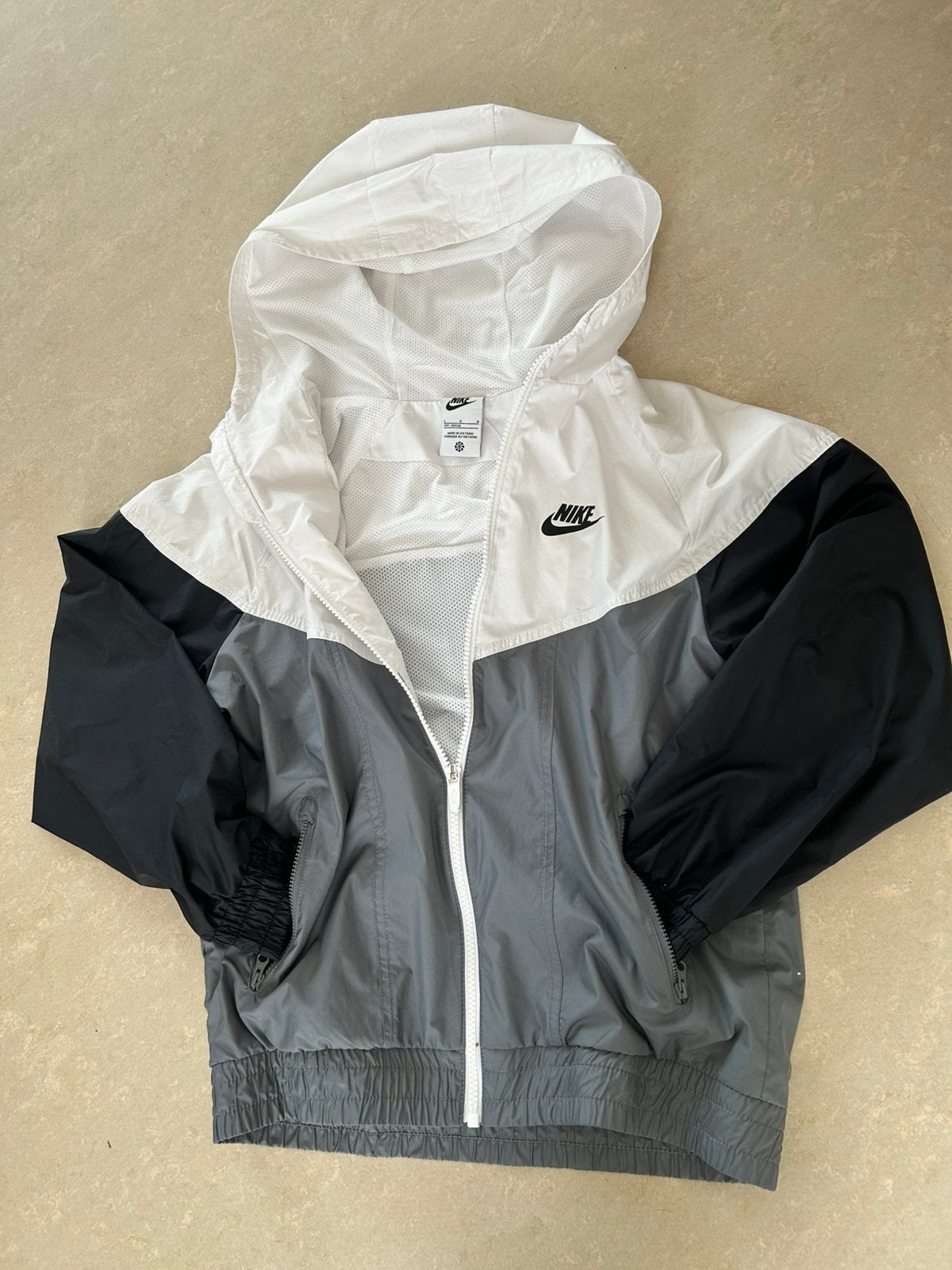 Nike regenjas, Vêtements | Hommes, Enlèvement ou Envoi, Comme neuf