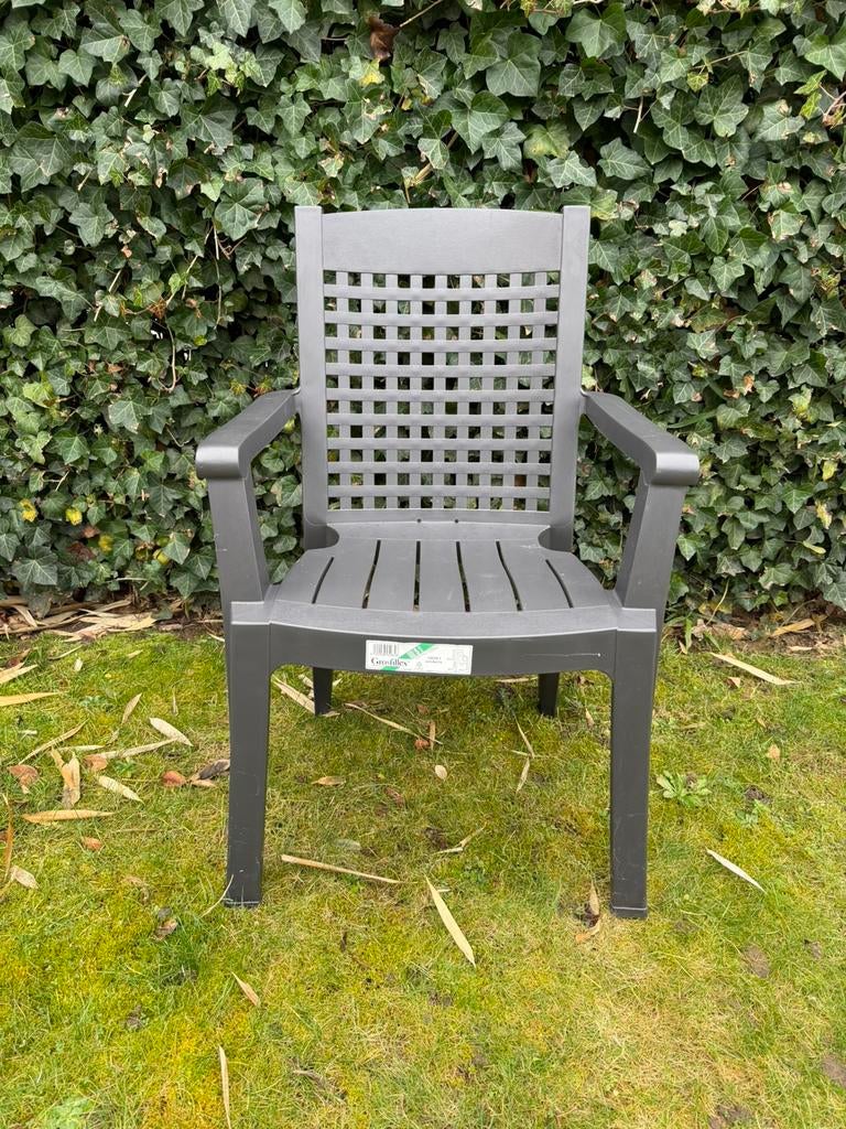1 grijze Grosfillex tuin-/terrasstoel, Ophalen, Nieuw