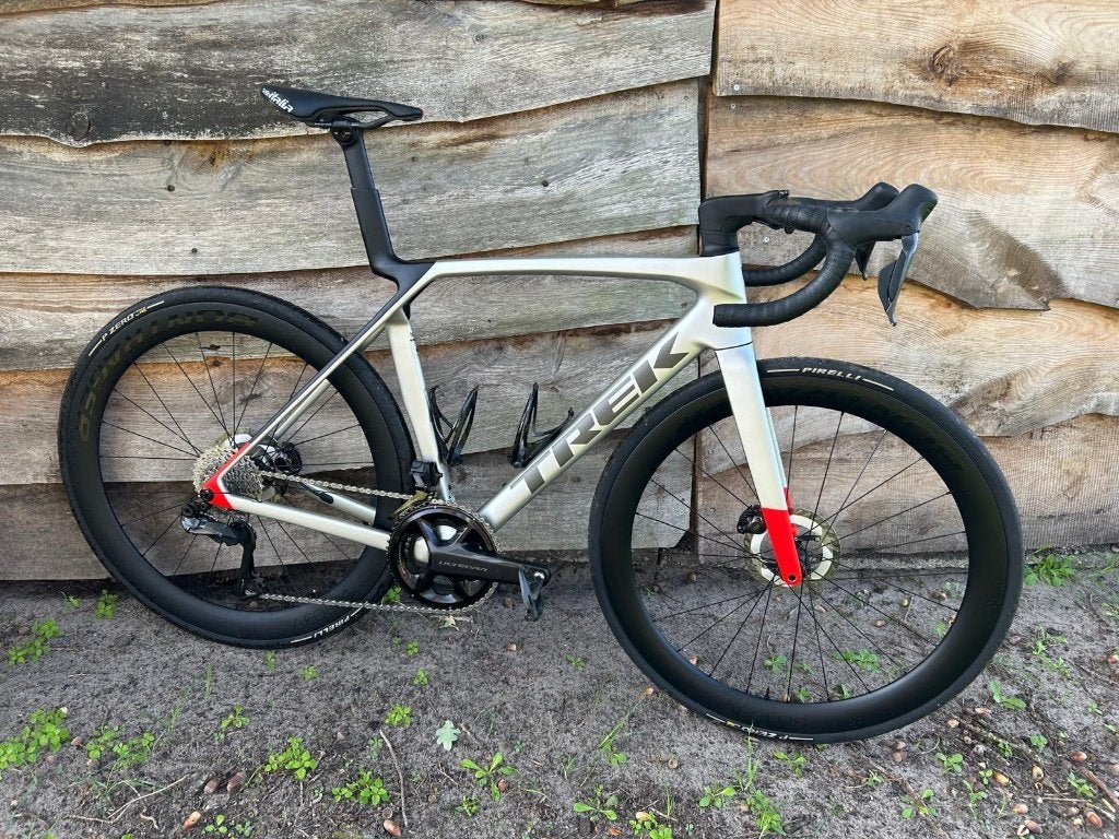 Trek Madone SL7 Gen8 racefiets, Ophalen, 28 inch, Carbon, Zo goed als nieuw