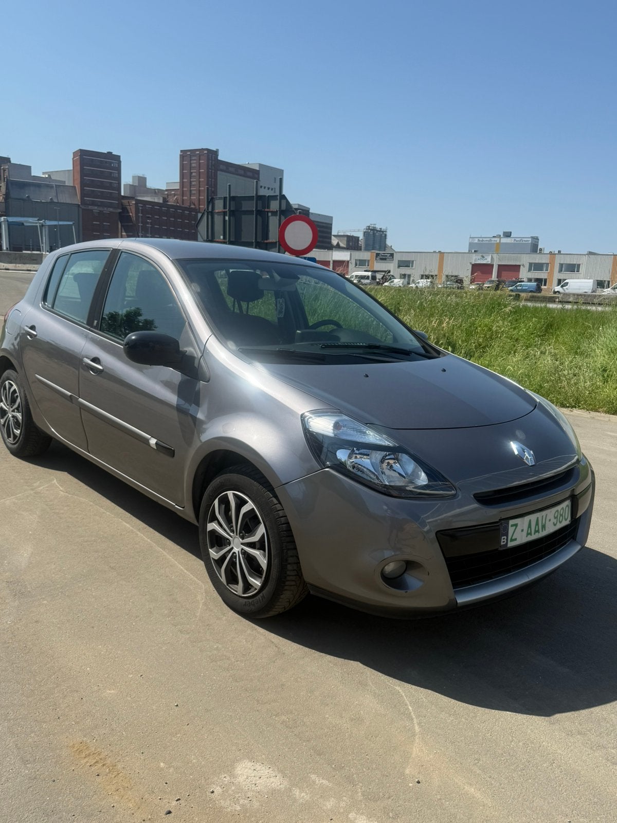 Renault Clio 1.2 | Climatisation, Autos, 135 g/km, 525 kg, Boîte manuelle, Noir
