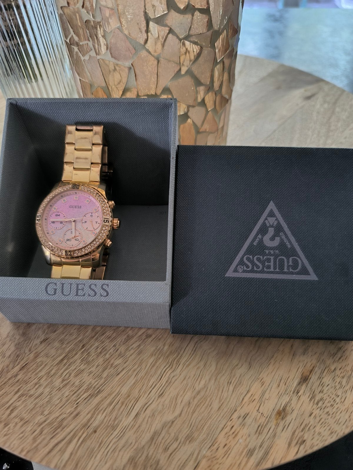 mooi Guess horloge, Handtassen en Accessoires, Horloges | Dames, Ophalen, Guess