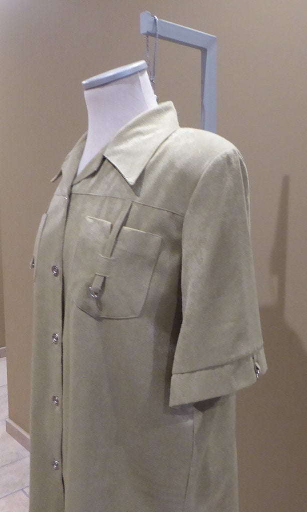 Blouse/ Veste/Taille L vert olive, Vêtements | Femmes, Enlèvement, Comme neuf