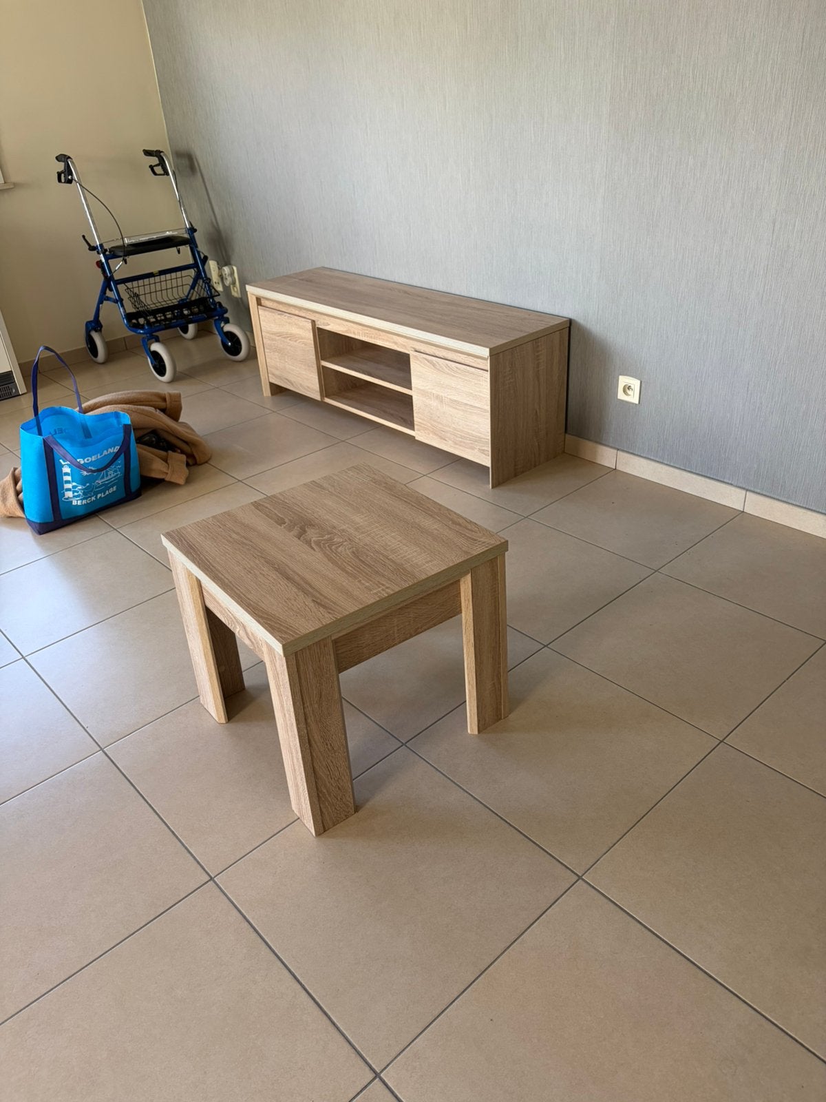 Tv- meubel + salontafel, Ophalen