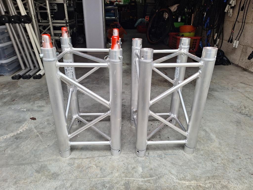 briteq quatro truss 50cm te koop 2 stuks, Muziek en Instrumenten, Ophalen, Zo goed als nieuw, Licht