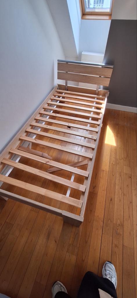 Bed  (1 persoon), Ophalen, 200 cm