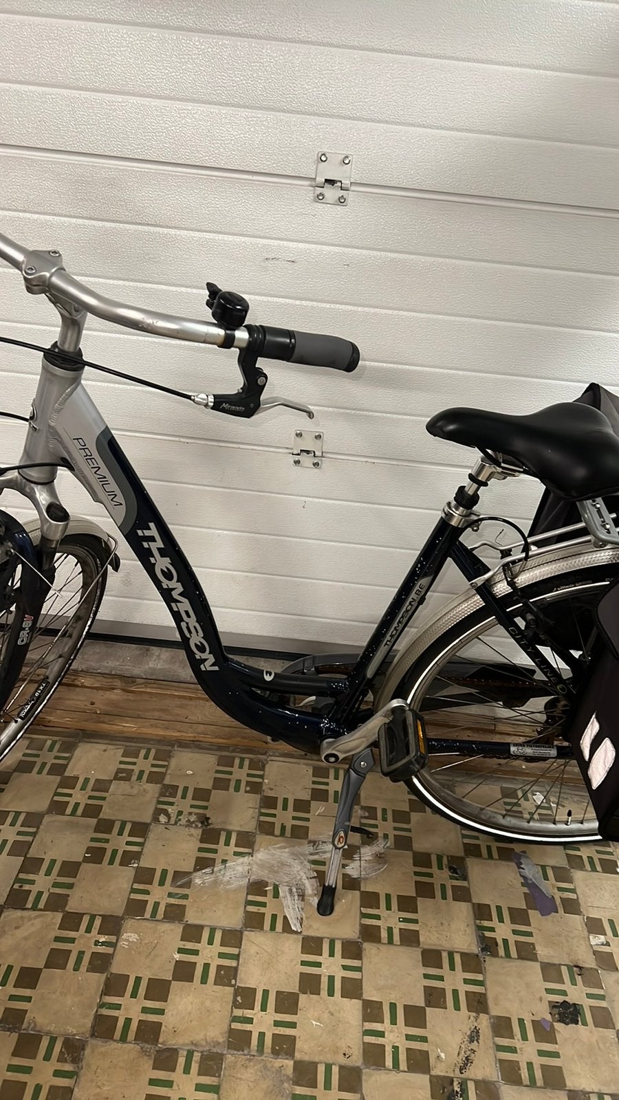 Thompson, Fietsen en Brommers, Ophalen, Gebruikt