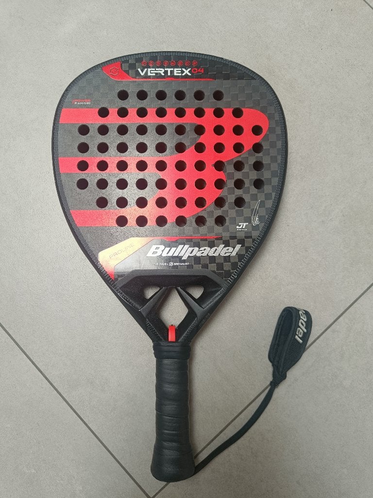 Bullpadel Vertex 04, Sports & Fitness, Padel, Enlèvement ou Envoi, Utilisé, Raquette de padel