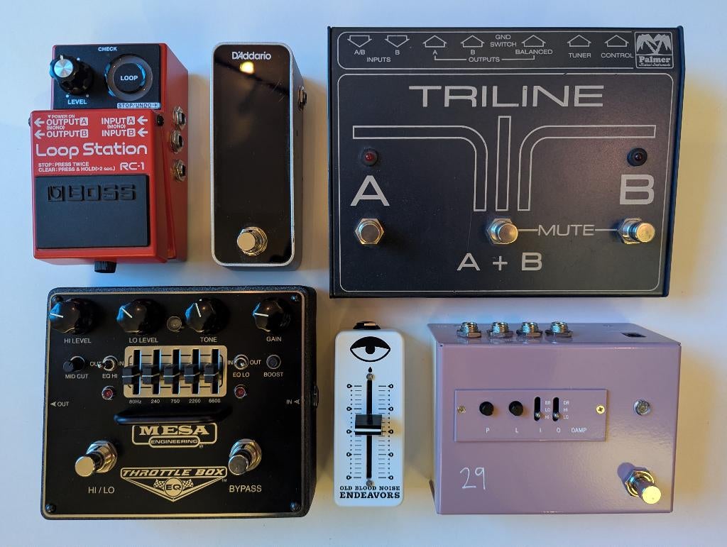 Boss Mesa Boogie 29 pedals Palmer DI D'addario, Musique & Instruments, Effets, Comme neuf, Enlèvement ou Envoi