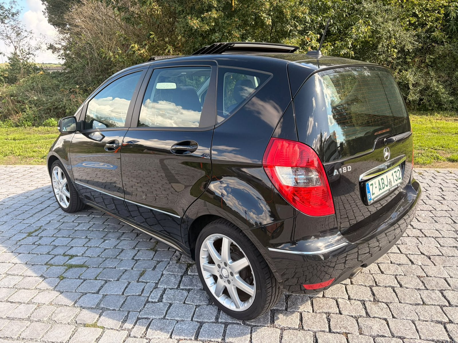 Mercedes A180. Benzine, Autos, Achat, Entreprise, Air conditionné, Essence