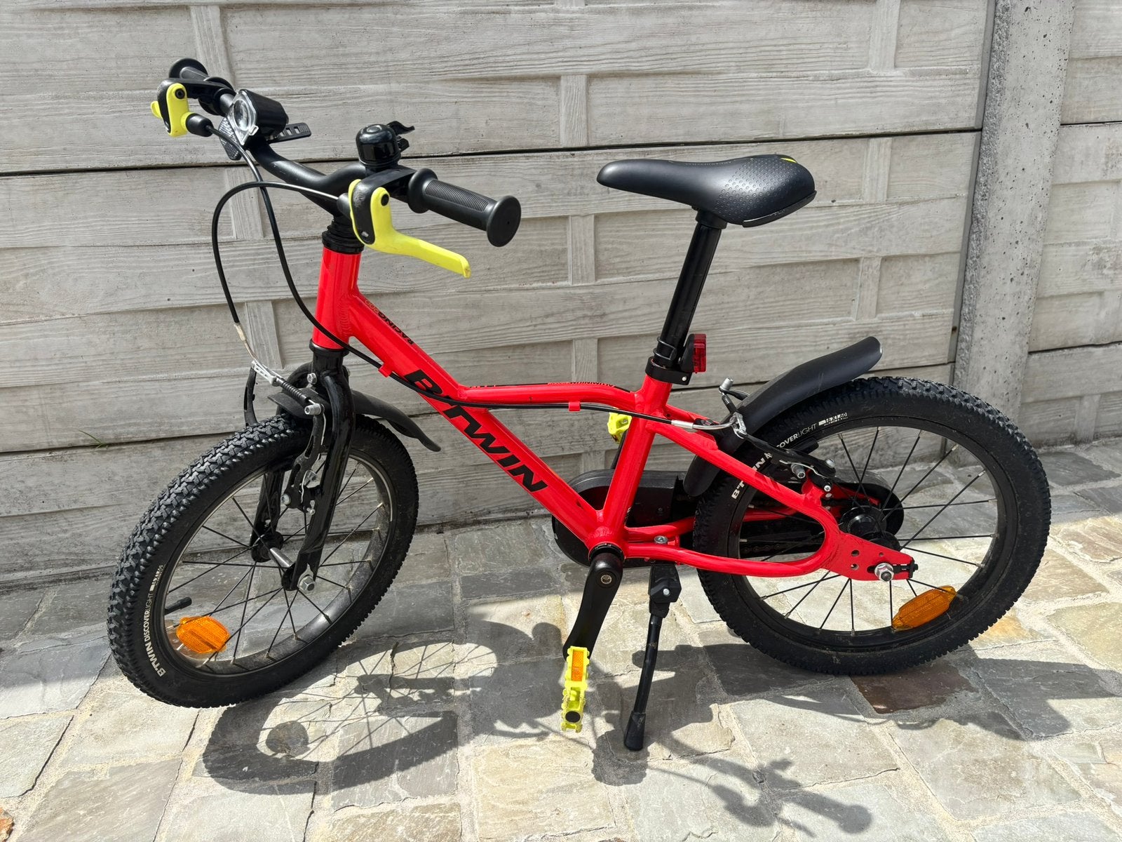 B'TWIN 16 inch 900 Kinderfiets – Aluminium (Lichtgewicht!), Fietsen en Brommers, Fietsen | Kinderfietsjes, Ophalen, Zo goed als nieuw