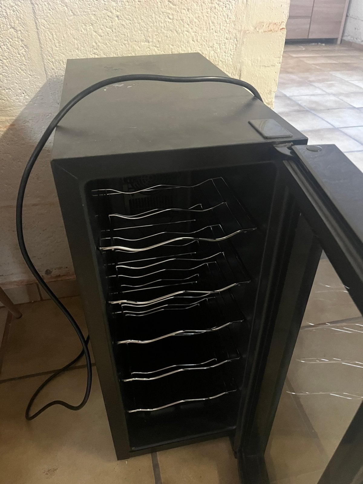 Wijn Frigo, Elektronische apparatuur, Ophalen, Zo goed als nieuw