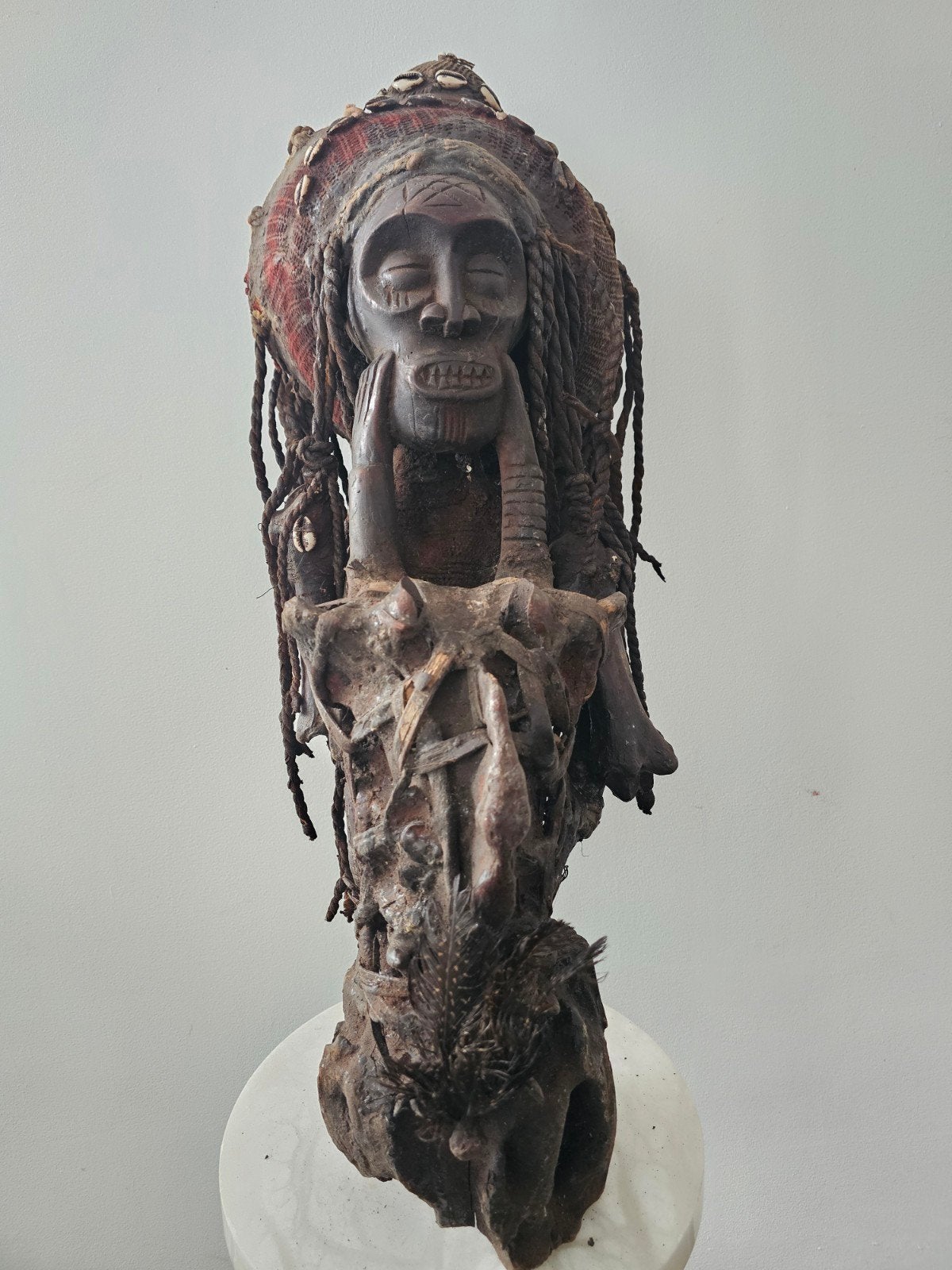 grand fétiche Tchokwé, d'Angola. 73cm, Afrique, Enlèvement ou Envoi, Sculpté, Matériau naturel