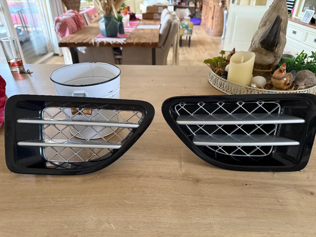 Originele Side Vents Range Rover Sport L320 2005-2009, Ophalen of Verzenden, Gebruikt, Land Rover, Spatbord