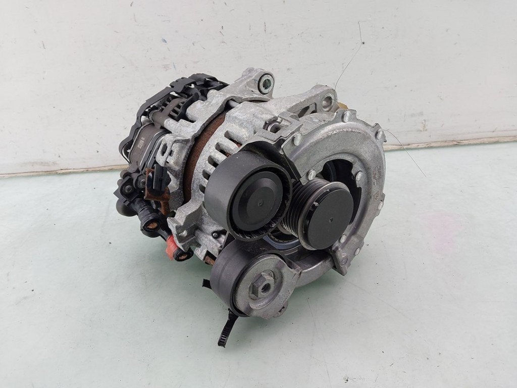 ALTERNATEUR V-Snaar Hyundai i20 (BC3) (|3630007000|), Valeo, Utilisé, 100, rue de Courcelles
75017  Paris, FR, Hyundai