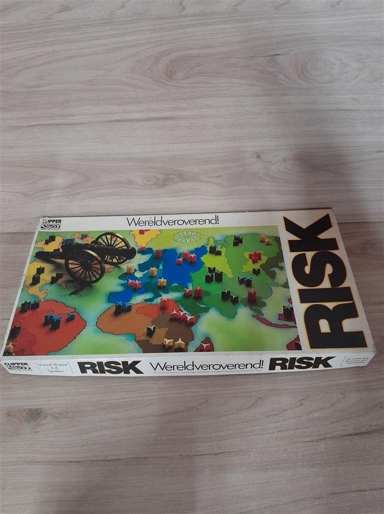 risk grote witte doos - s5117, Hobby en Vrije tijd, Gezelschapsspellen | Bordspellen, Verzenden, Zo goed als nieuw