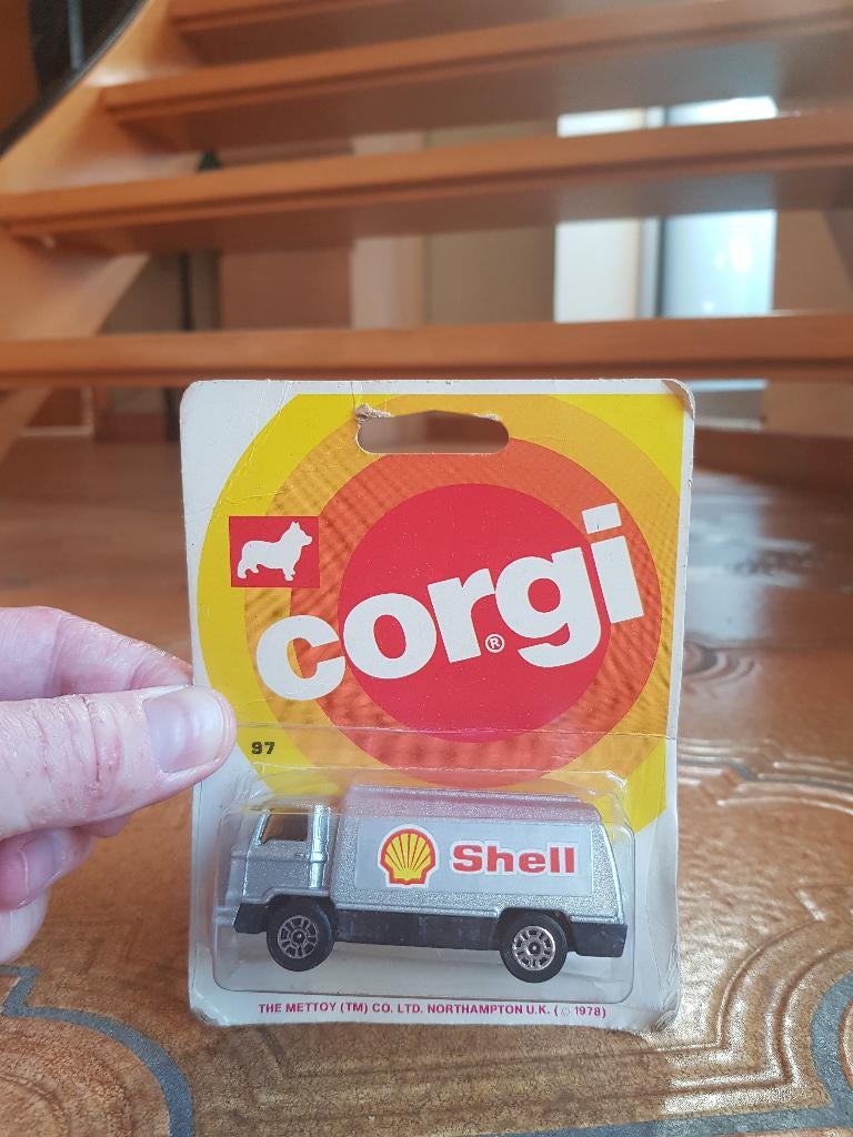 Corgi Juniors 97 Shell Tanker Truck Silver Vintage 1978 mint, Ophalen of Verzenden, Nieuw, Bus of Vrachtwagen