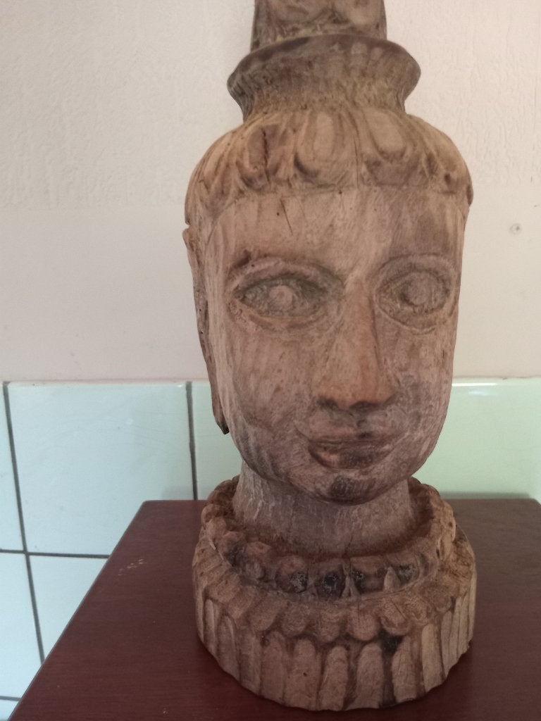 Antiek beeld in hout, Antiek en Kunst, Ophalen, Handgemaakt, 20 - 50 cm, Beeld