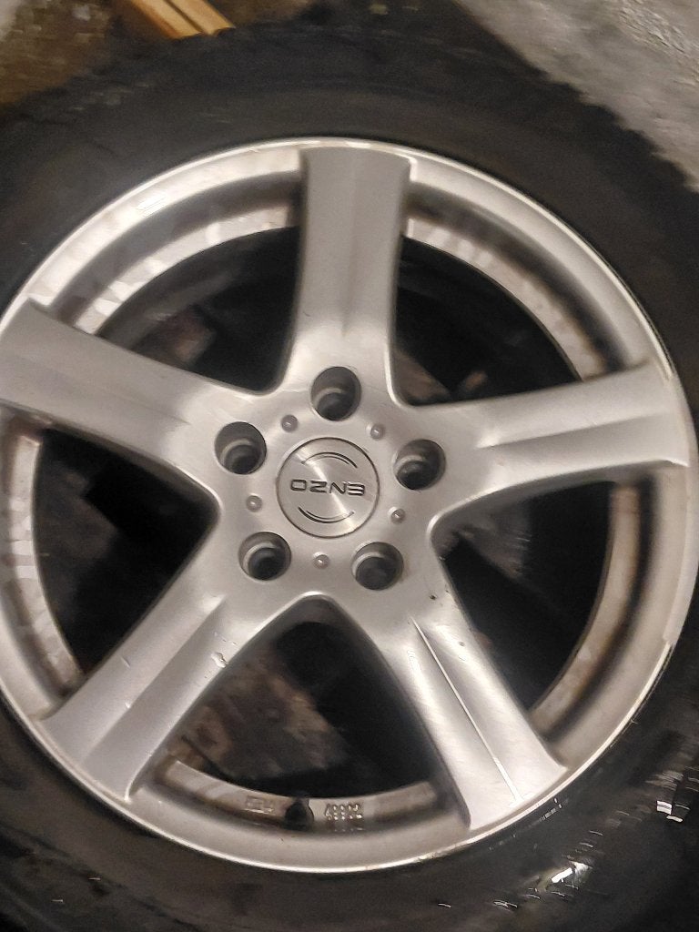 Lot de jantes avec pneus, Auto-onderdelen, Banden en Velgen, Banden en Velgen, Zomerbanden, Gebruikt, Ophalen