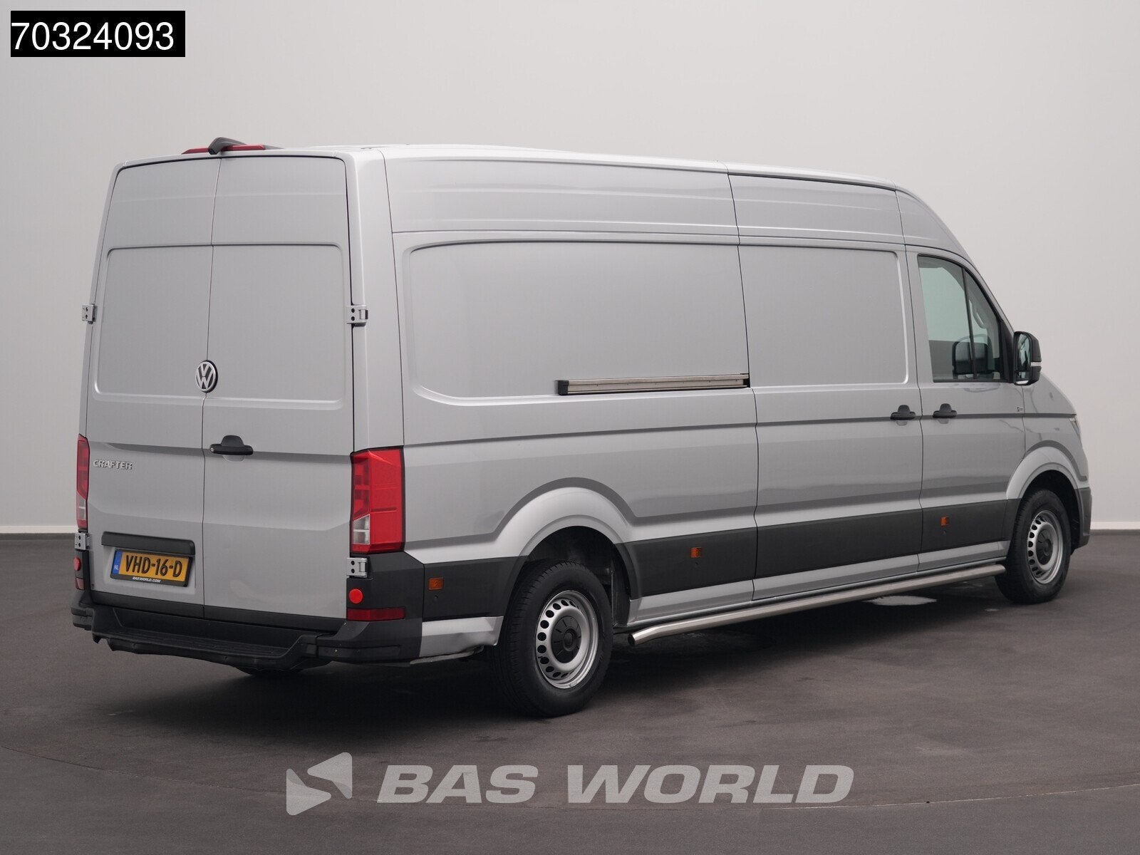 Volkswagen Crafter 140pk Automaat L4H3 Navi Airco Cruise Cam, Auto's, Bestelwagens en Lichte vracht, Automaat, Stof, Gebruikt
