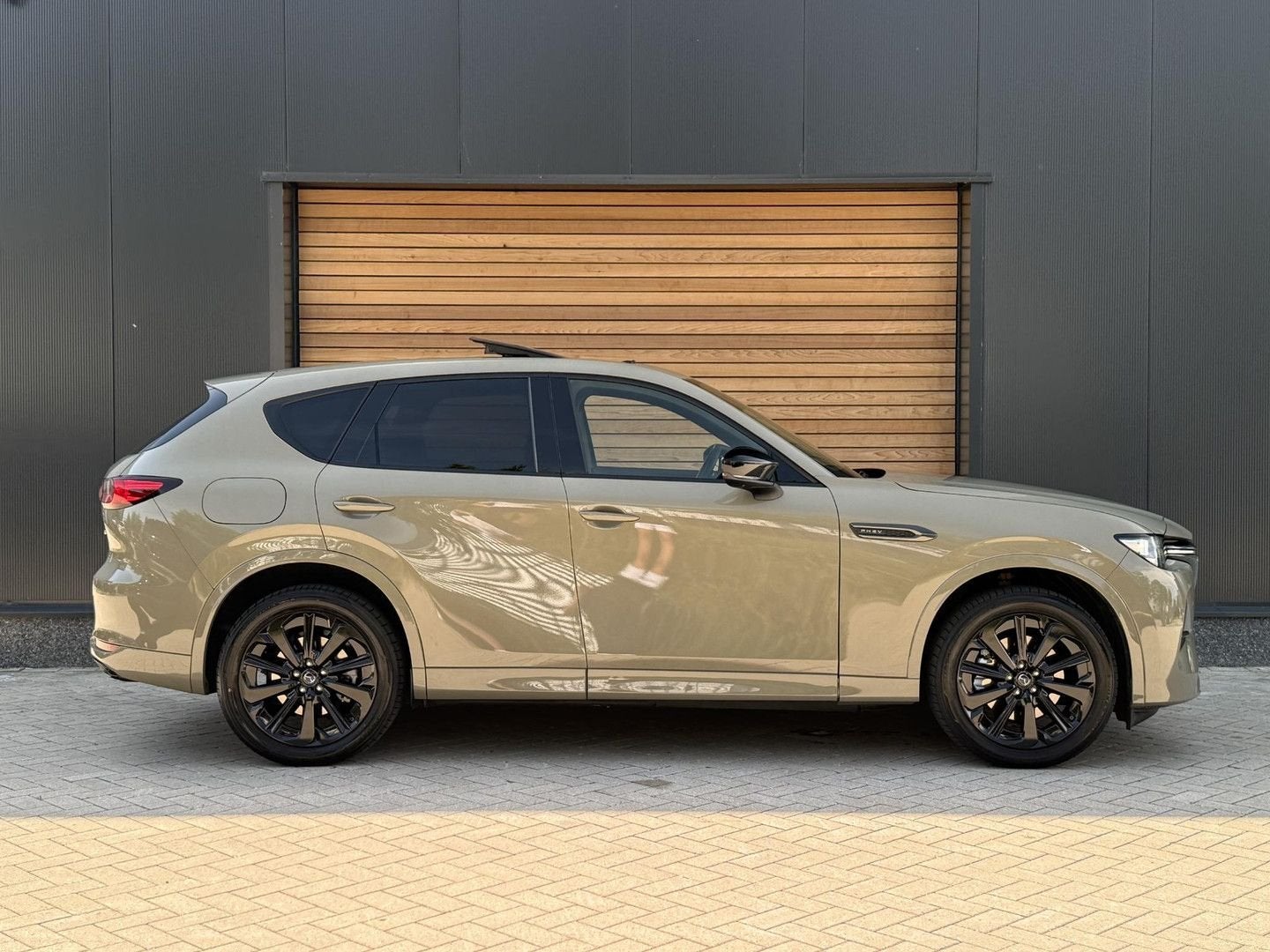 Mazda CX-60 2.5 e-SkyActiv PHEV Homura Plus STOELVENTILATIE|, Auto's, Mazda, Automaat, Zwart, Overige kleuren, Bedrijf