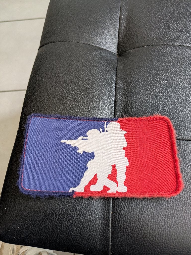Badge, Collections, Broches, Pins & Badges, Enlèvement ou Envoi, Utilisé, Bouton