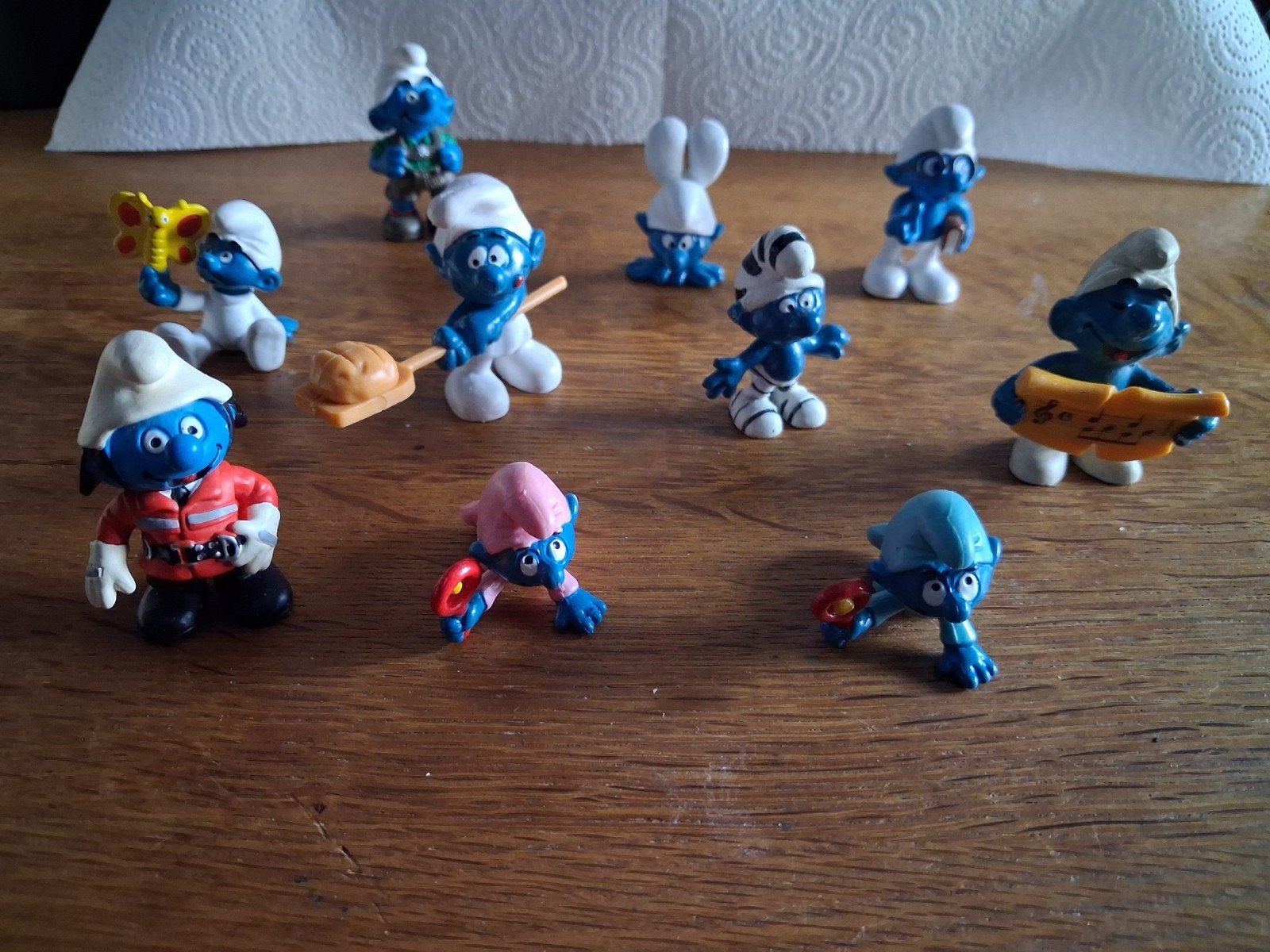 lot van 10 mooie verschillende smurfen, Verzamelen, Ophalen of Verzenden, Verschillende Smurfen