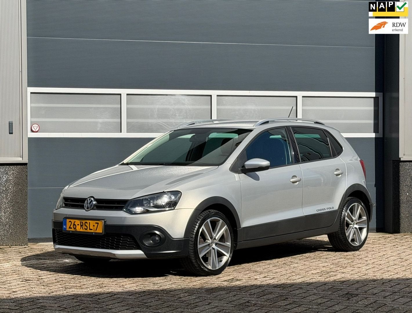 Volkswagen Polo 1.4-16V Cross bj.2011 Navi|Trekh|Cc|Nap., Electronic Stability Program (ESP), Handgeschakeld, Grijs, Stadsauto