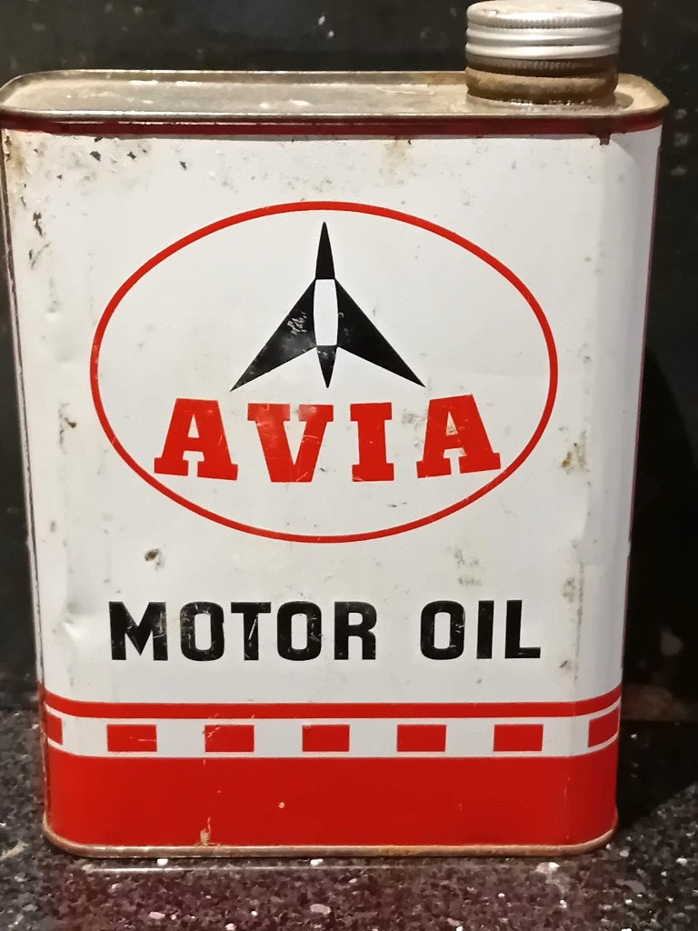 Decoratief olieblik AVIA MOTOR OIL, Verzamelen, Blikken, Ophalen of Verzenden, Gebruikt