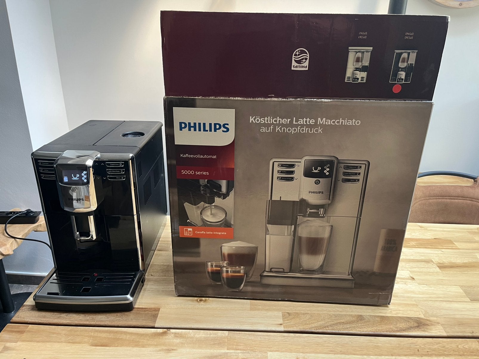 Machine à café à grains Philips Série 5000 Black, Electroménager, Enlèvement, Comme neuf, Philips