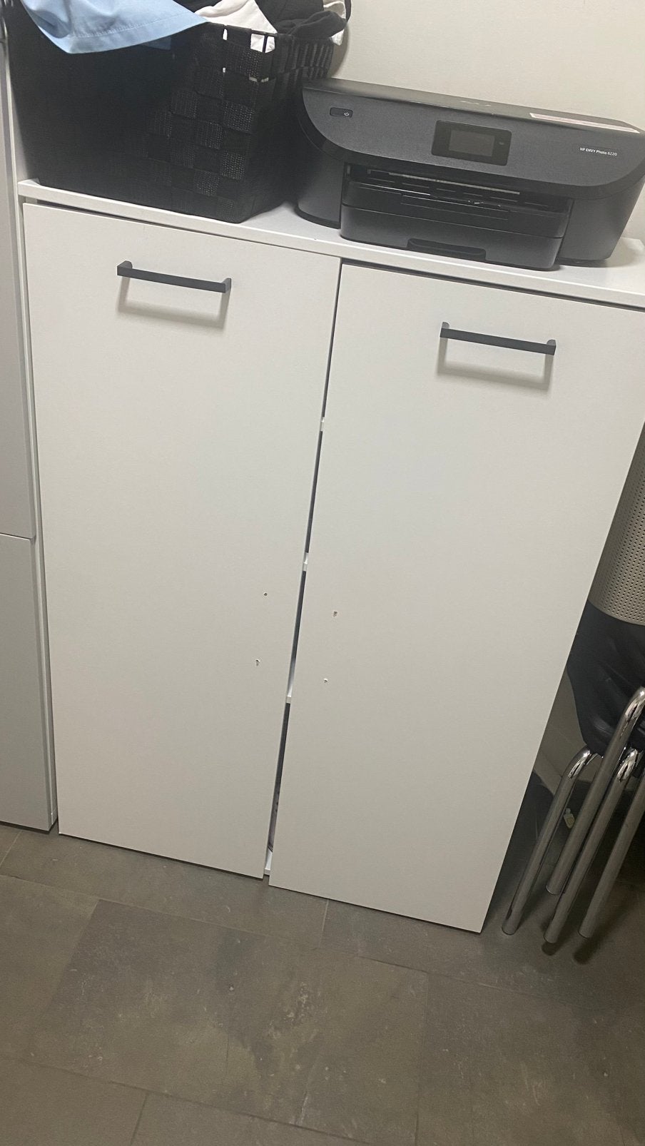 Witte kast, Huis en Inrichting, Kasten | Roldeurkasten en Archiefkasten, Ophalen, Zo goed als nieuw