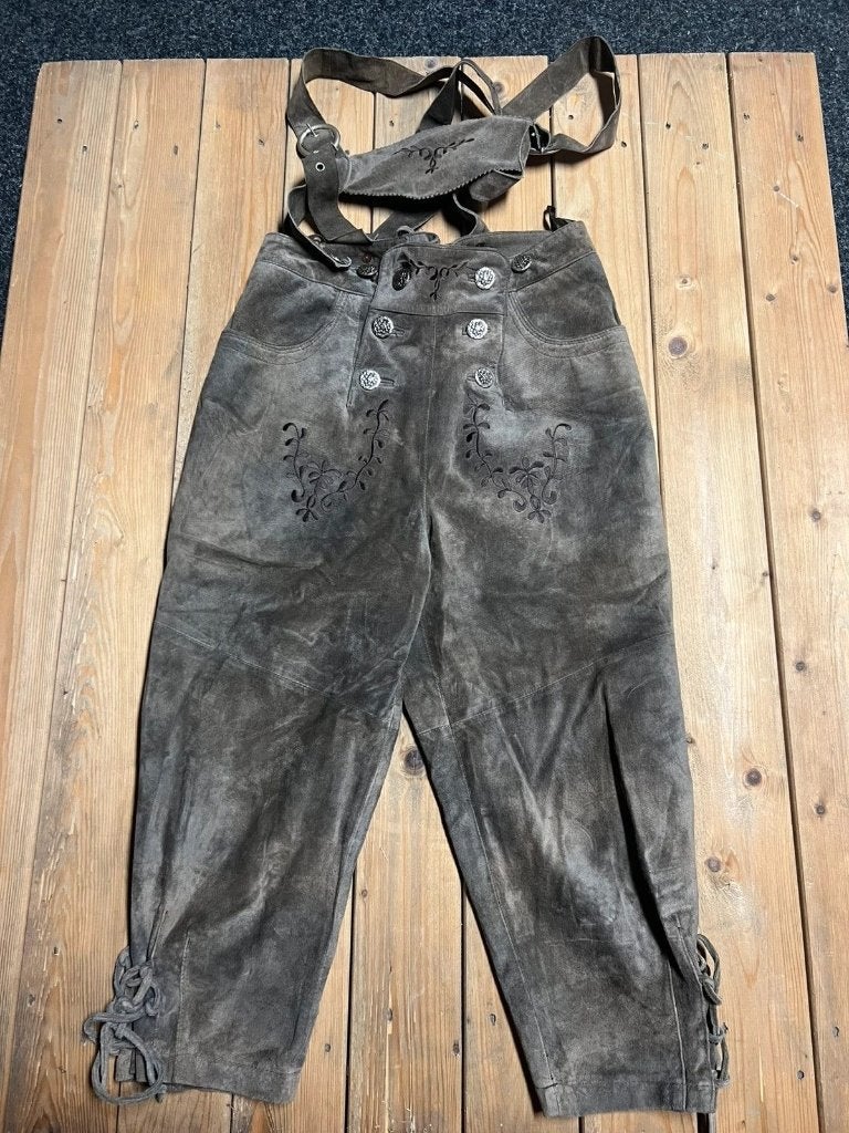 Bruine dames lederen lederhose met tuigje maat 38, Taille 38/40 (M), Enlèvement ou Envoi, Comme neuf, Brun