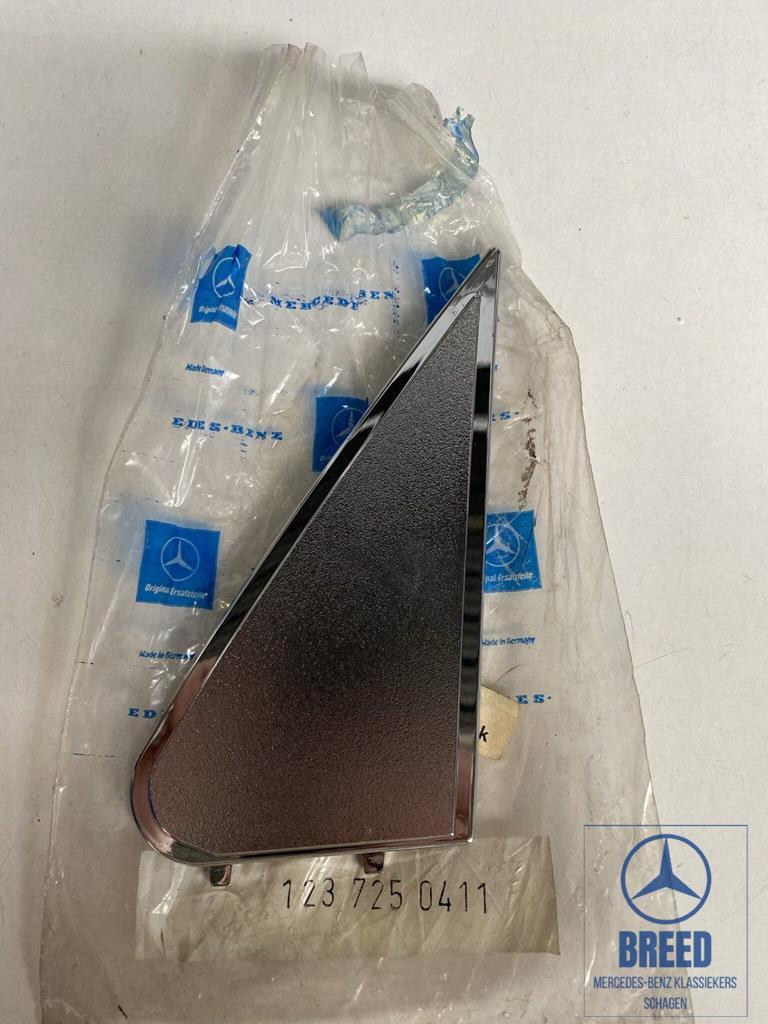 NOS afdekking buitenspiegel rechts voor Mercedes-Benz W123, Auto-onderdelen, Interieur en Bekleding, -, Nieuw, Ophalen of Verzenden