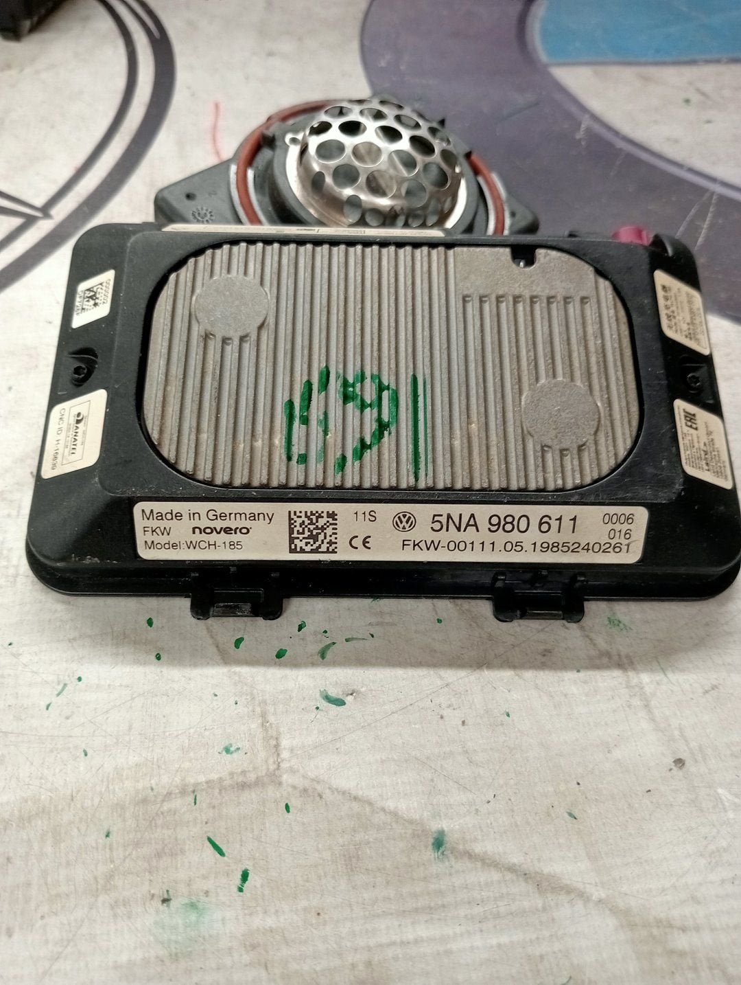 VW Tiguan 5NA Koppelantenne Telefoon 5NA980611, Volkswagen, -, Utilisé, -