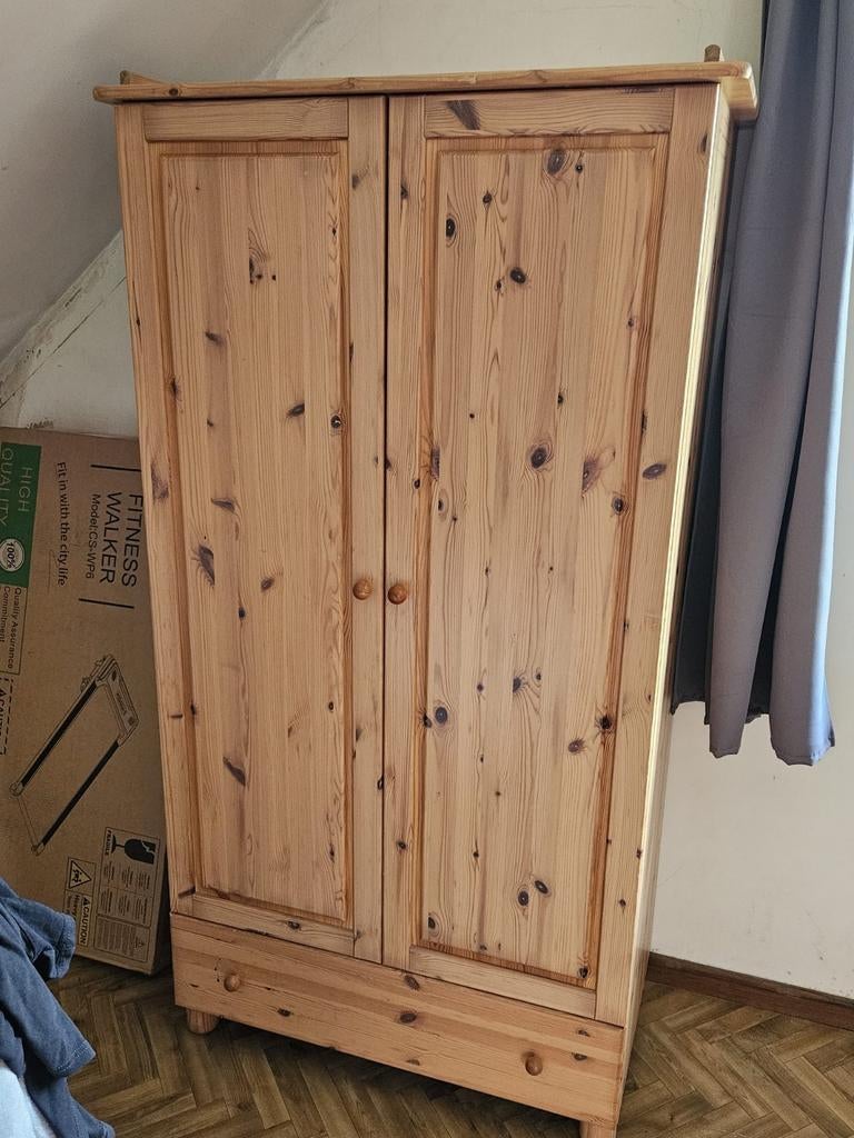 2 gardes robes en pin, Maison & Meubles, Enlèvement, Pin