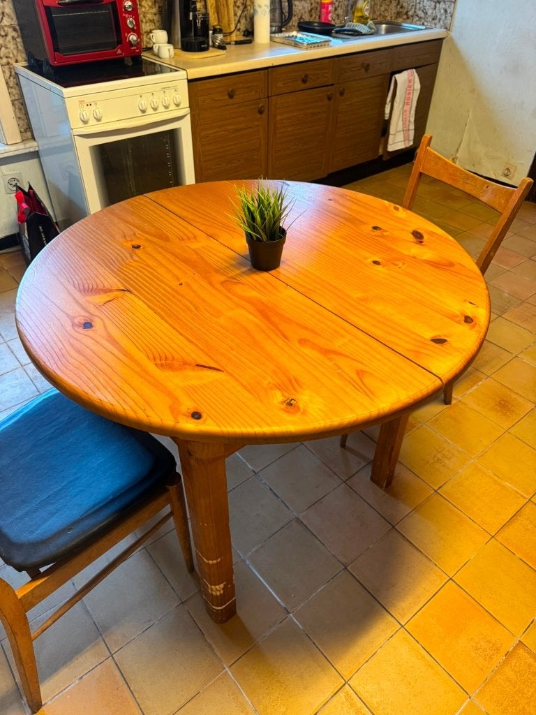 Ronde massief houten eettafel – grenen, Ophalen