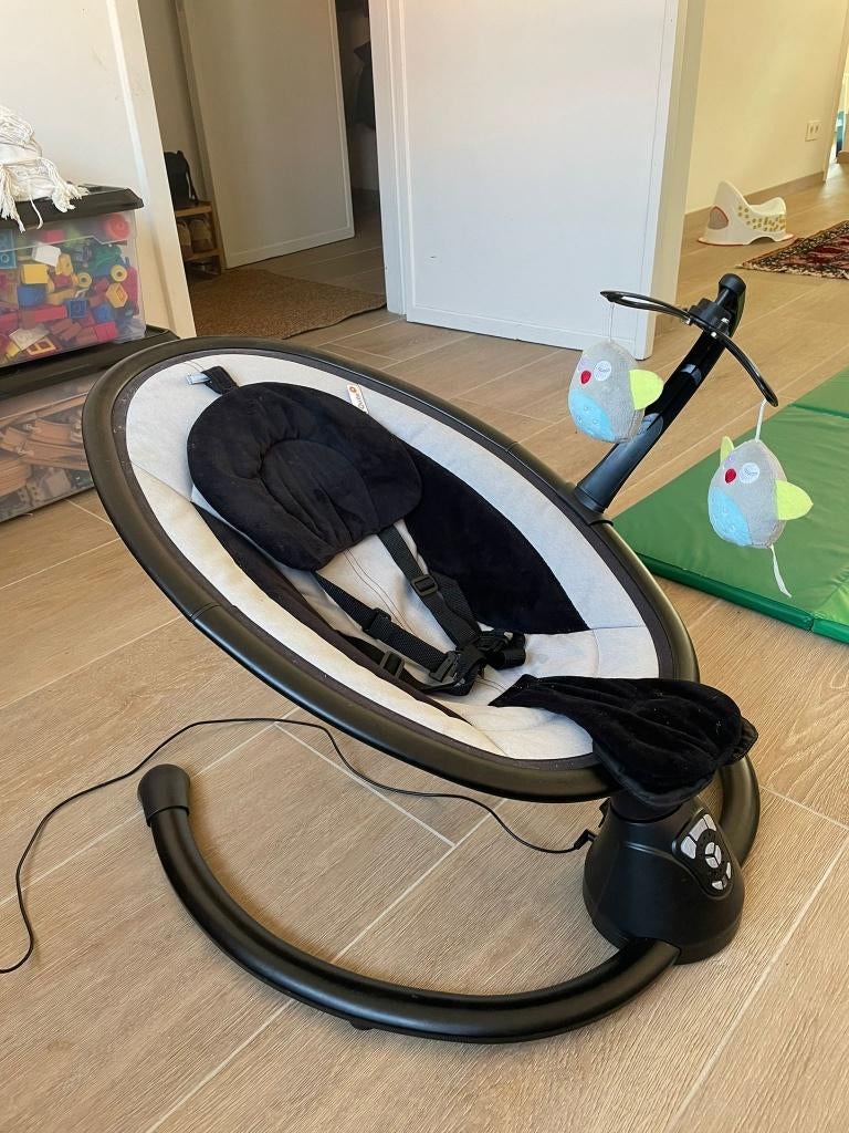 Elektrisch schommel stoeltje baby, Enlèvement, Comme neuf