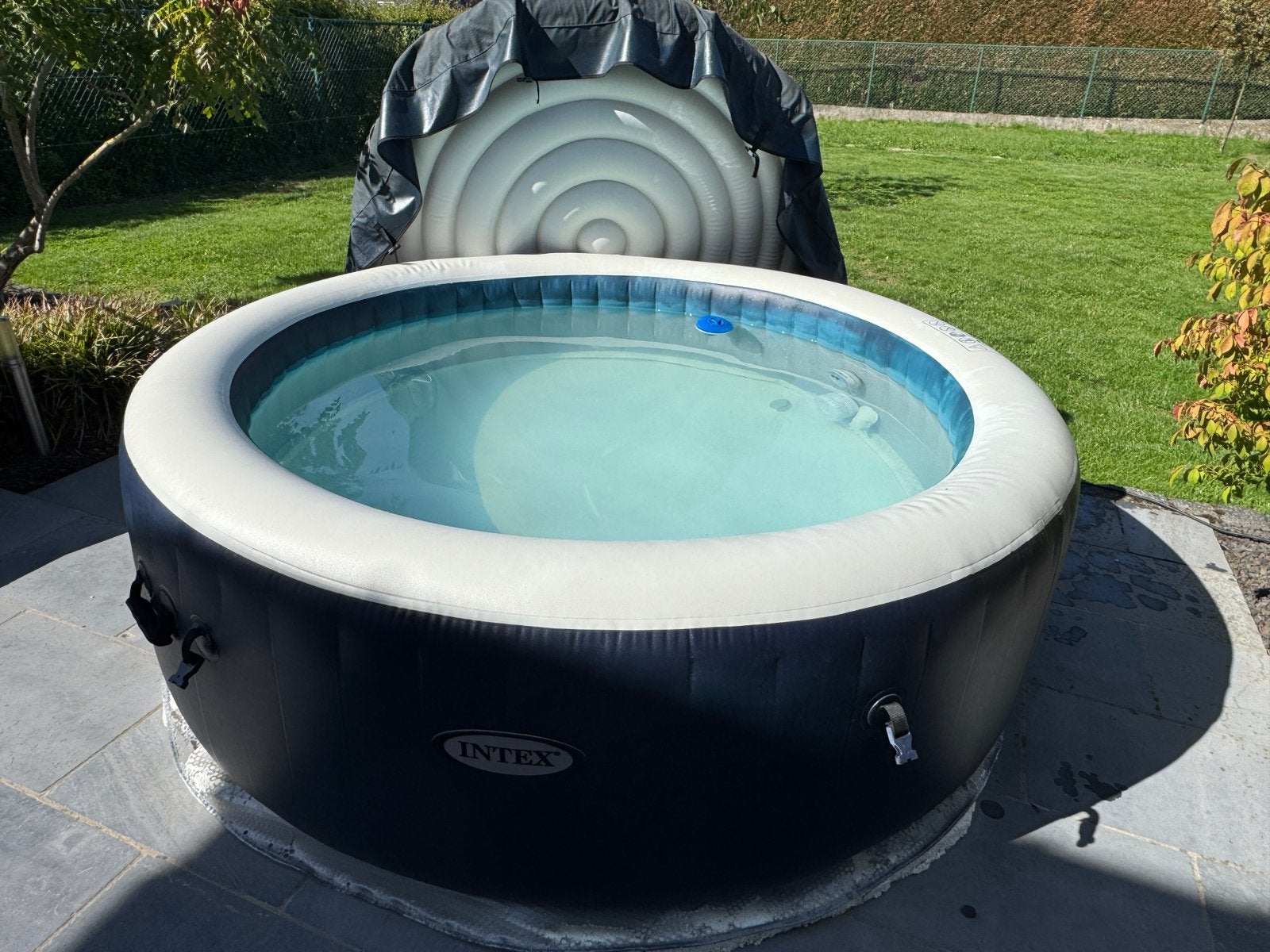 Jacuzzi, Ophalen, Zo goed als nieuw
