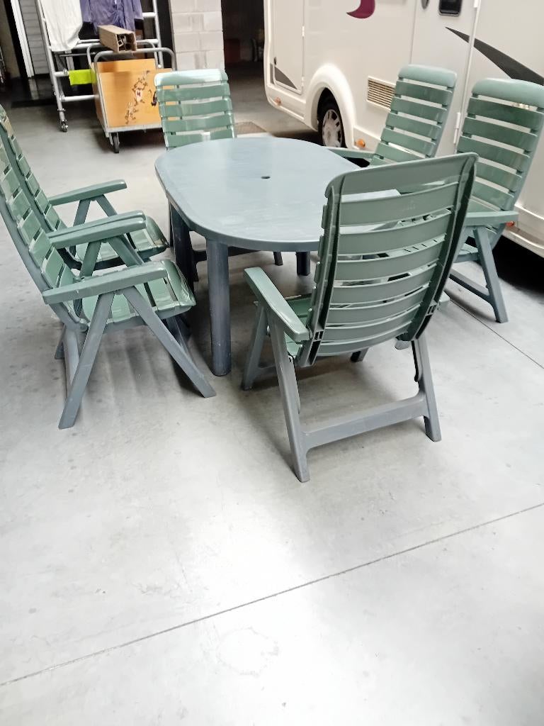 Tuin stoelen en tafel, Ophalen, Gebruikt, Ovaal, Plastic