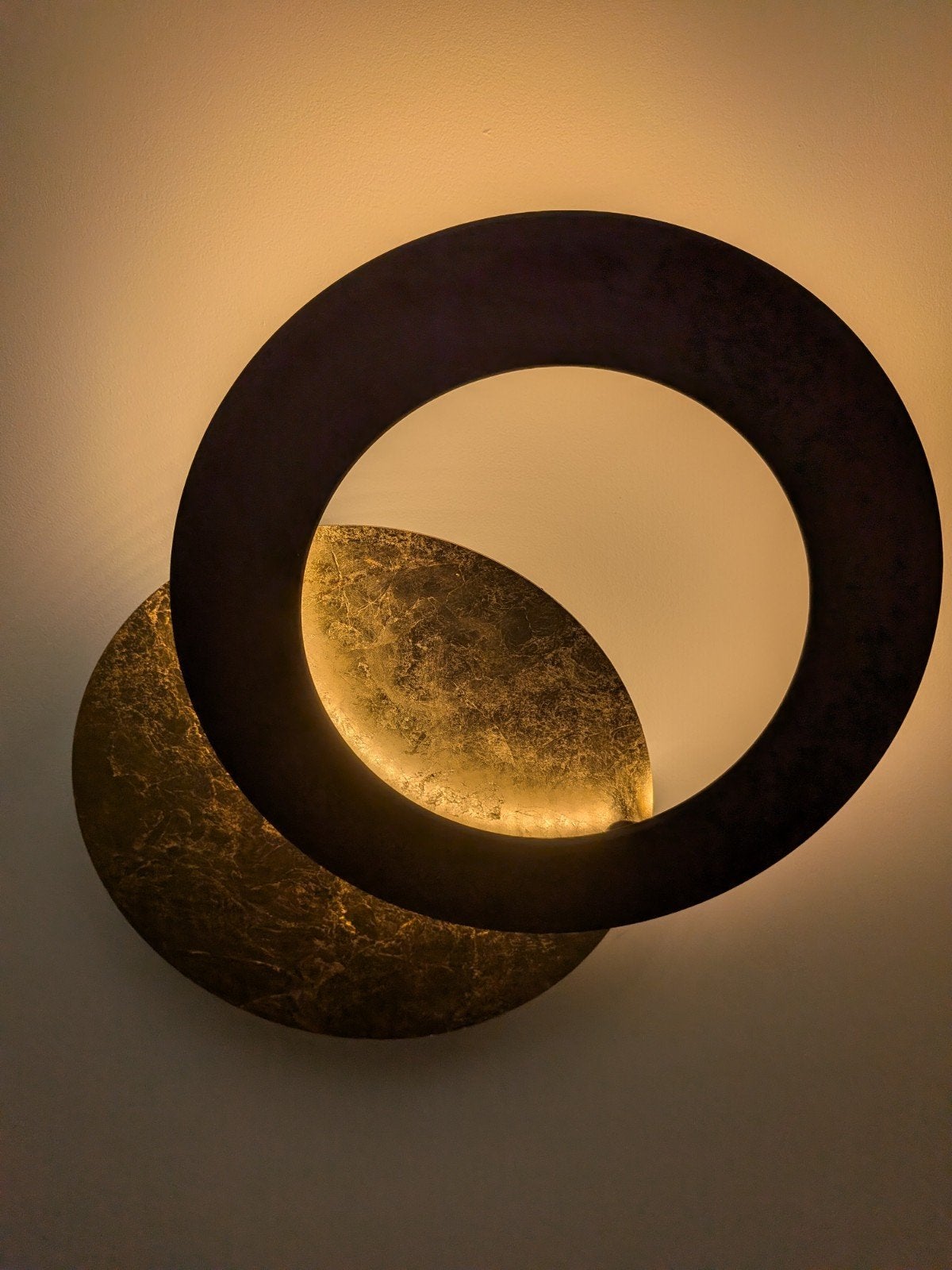2x dezelfde plafond- of wandlampen met bladgoud, Overige materialen, Modern, LED, Ophalen of Verzenden