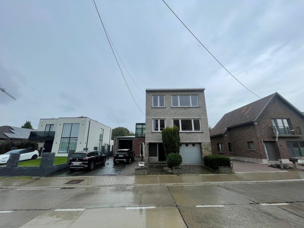 maison entrepot 800m² sur terrain de 1200m², Immo