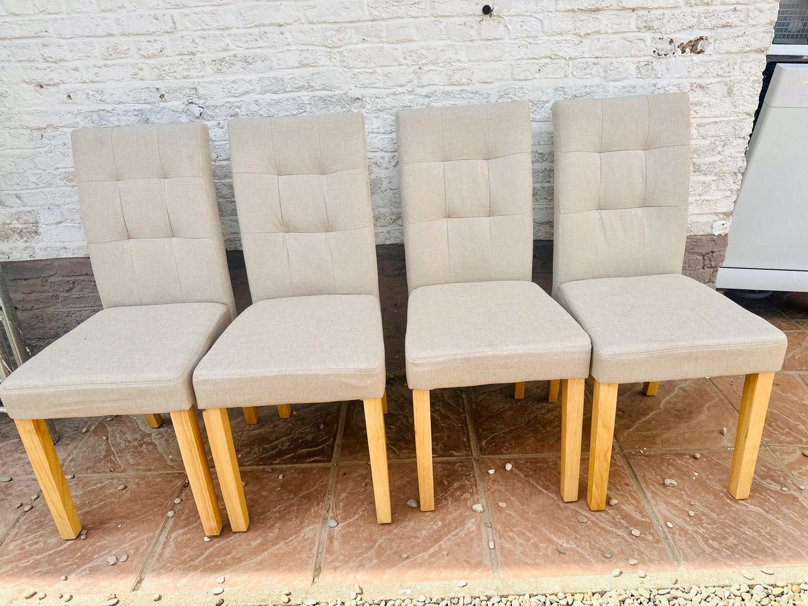 4 Eetkamerstoelen in beige, Huis en Inrichting, Ophalen, Zo goed als nieuw