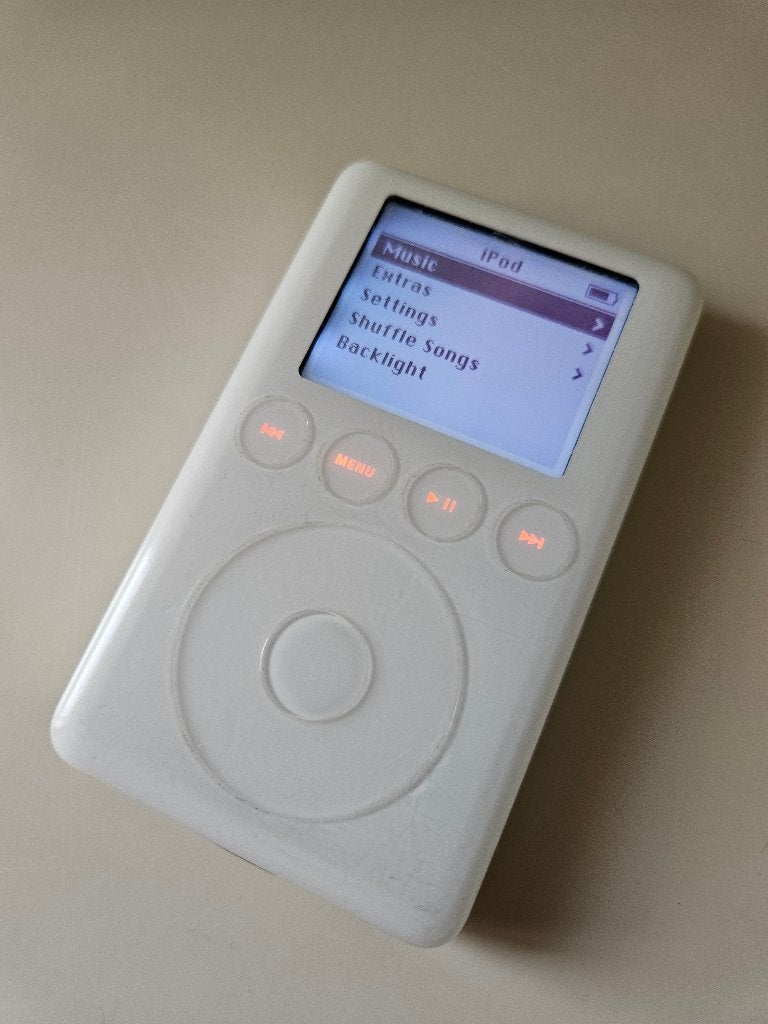 iPod Classic 3e generatie, TV, Hi-fi & Vidéo, Lecteurs Mp3 | Apple iPod, Enlèvement ou Envoi, Utilisé, Classic, 2 à 10 GB