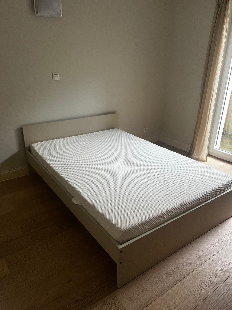 Bed + lattenbodem, Ophalen, Tweepersoons, 140 cm, Zo goed als nieuw