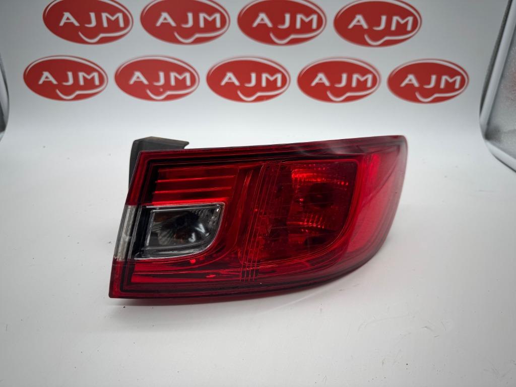 Feu arrière droit Renault Clio 4, Enlèvement, Utilisé, Renault