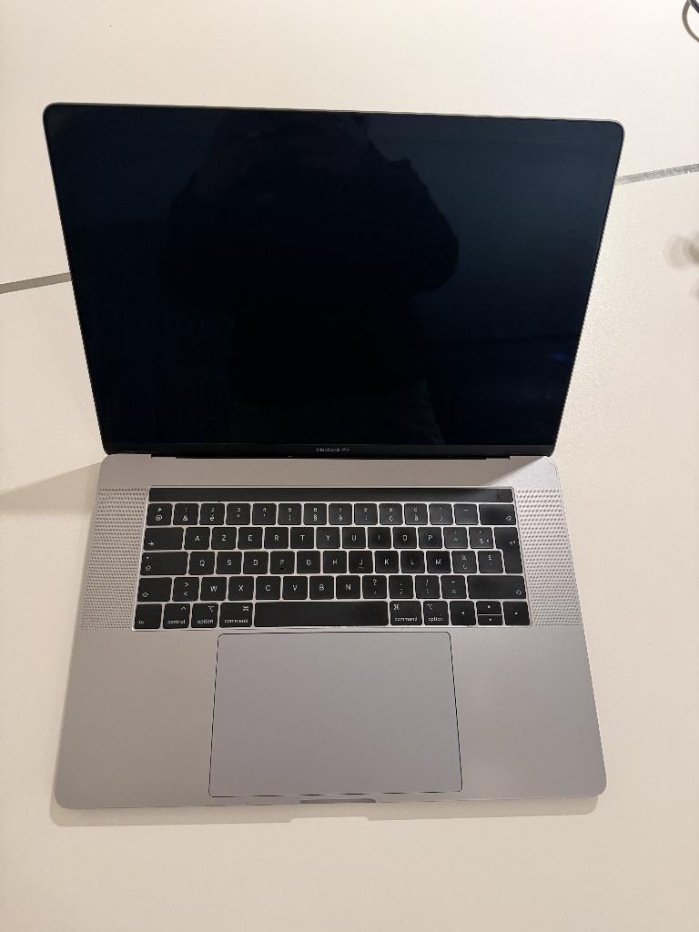 MacBook Pro 15 inch - 1TB SSD, Informatique & Logiciels, Apple Macbooks, 32 GB, Utilisé, 1 TB ou plus, Azerty
