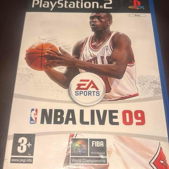 COMME NOUVEAU CHAMPIONNAT DU MONDE PLAYSTATION 2/NBA LIVE 09, Enlèvement ou Envoi, Comme neuf