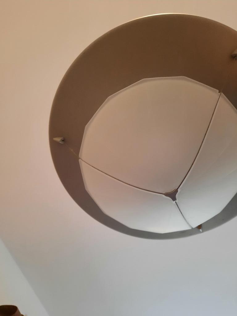 Plafonnier rond moderne en métal et verre à lait suspendu, Enlèvement ou Envoi, Utilisé, Verre